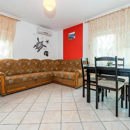 Beautiful In With Kitchen Apartment Vodice